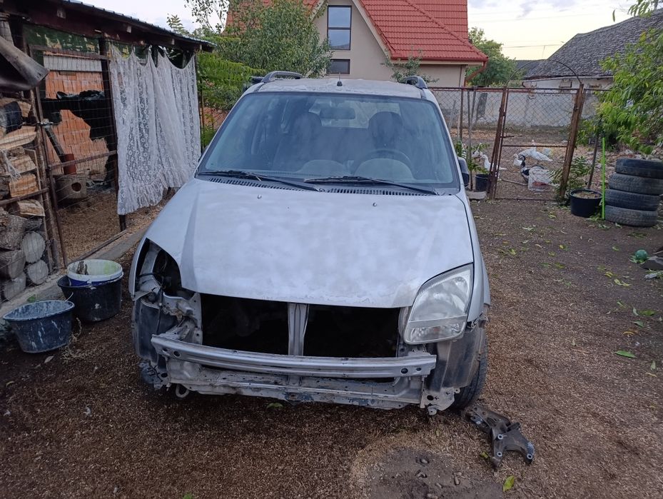 SUZUKI Ignis 2004 — imagine 2
