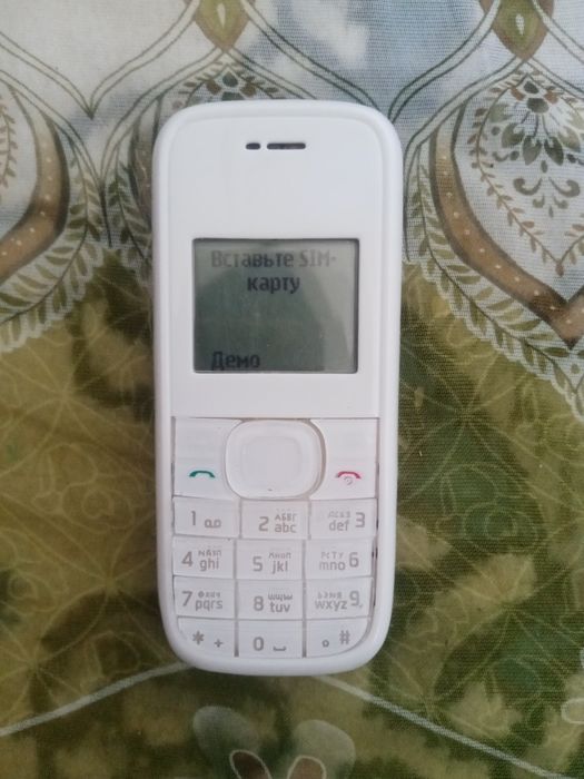 Nokia 1208 состояние идеально