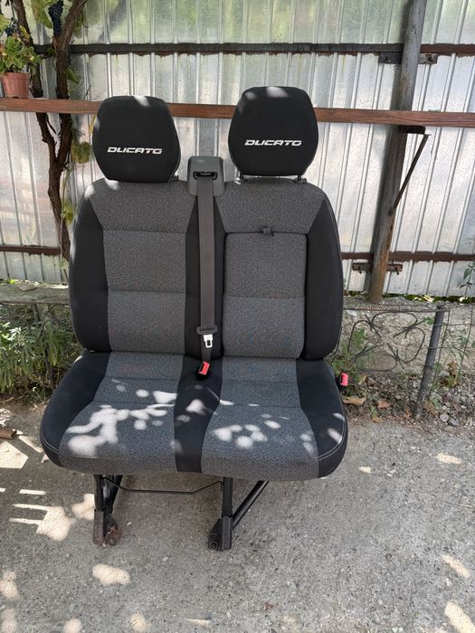 Scaune sofer +banchete Fiat Ducato locuri + perete + prinderi complete