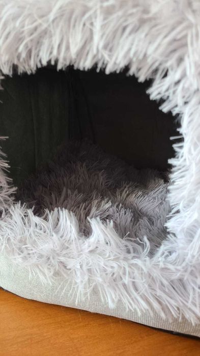 Căsuță pufoasa / culcus de lux Câini și Pisici L 46x37x45