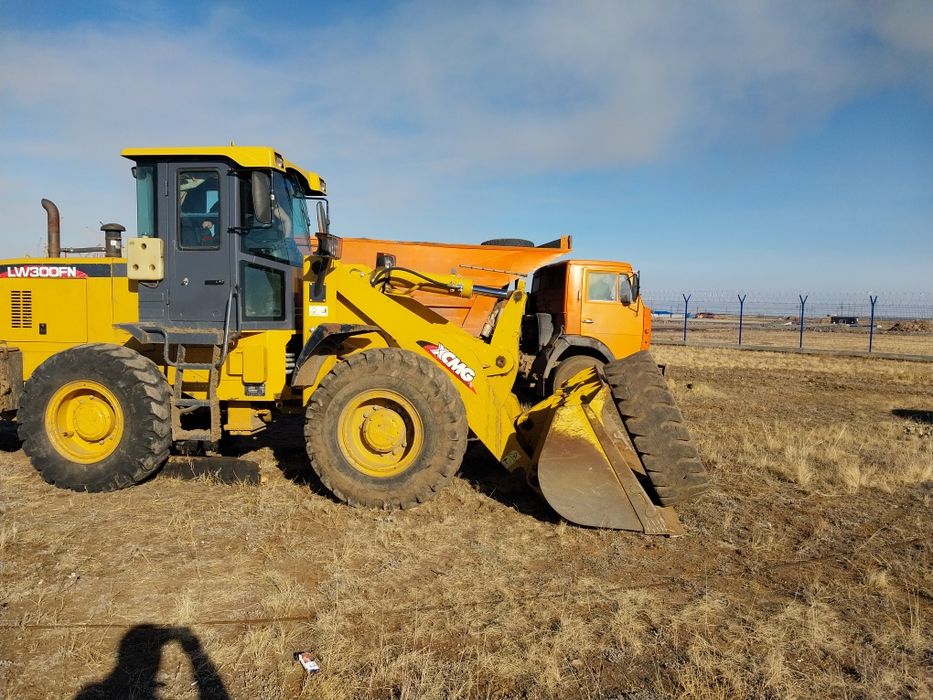 Услуги погрузчика и камаза