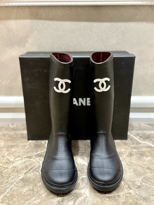 Дамски ботуши CHANEL чисто нови