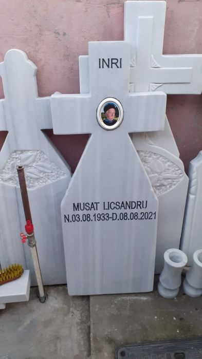 Felinare si cruci mozaic ieftine 350 lei