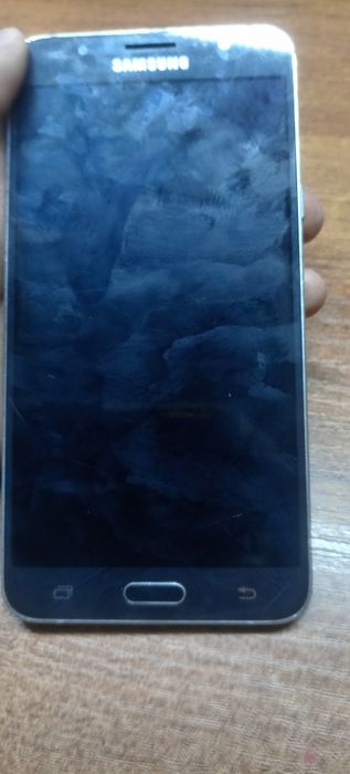 Обменяю самсунг и айпад