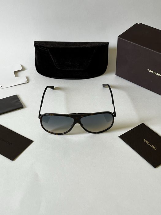 Продаю фирменные очки Tom Ford — 100% оригинал, произведены в Италии.