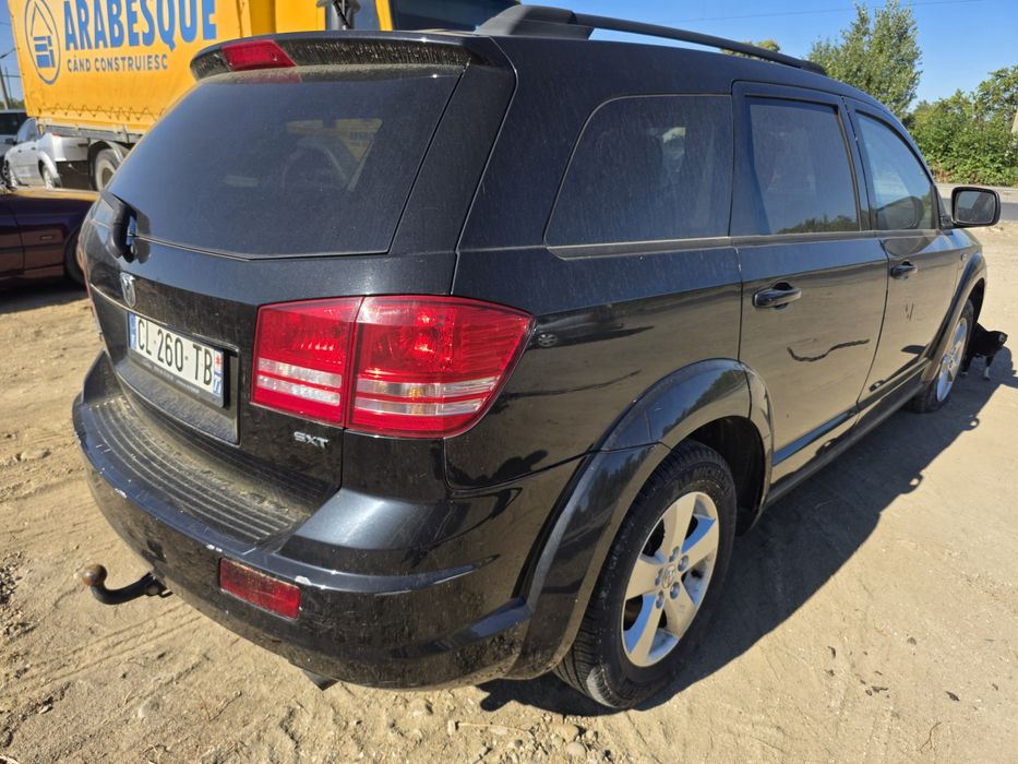 Dezmembrez Dodge Journey 2.0 crd Piese