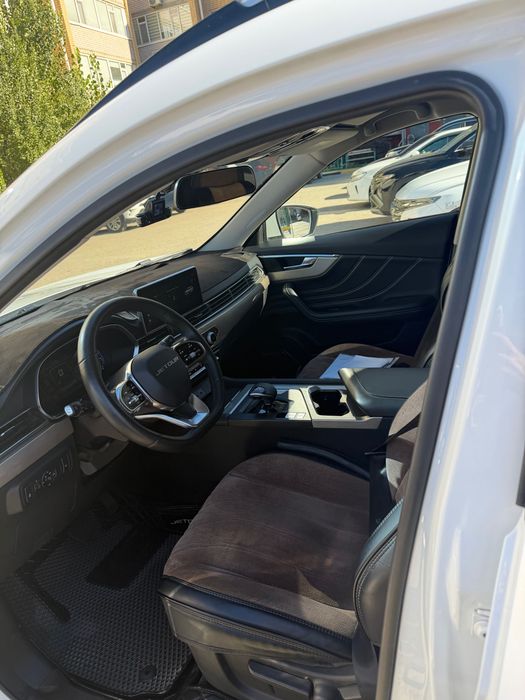 Продам Jetour X 70