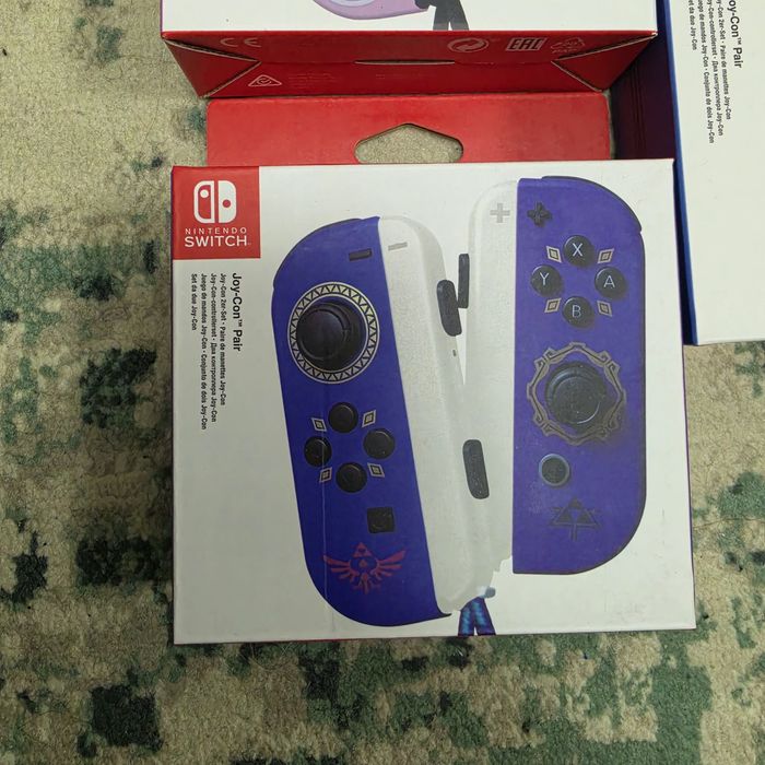 Joy Con diverse modele, pret per bucata SSD portabil, capacitate 1TB. Se accepta testare/verificare