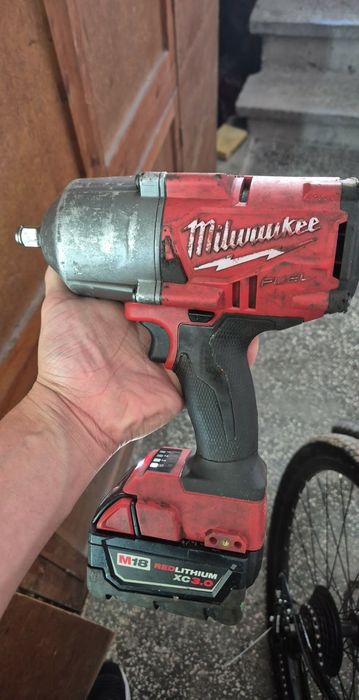 Гайковерт Milwaukee 1/2