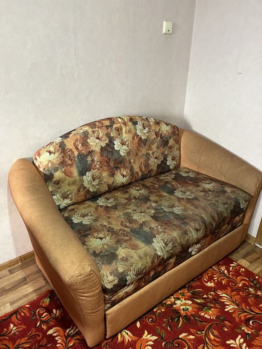 шкаф 25тысдиван 10тыс