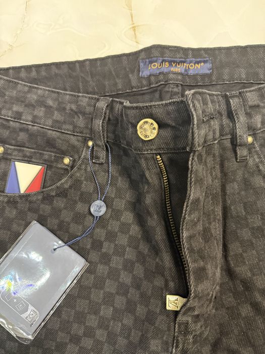 Bugi Louis Vuitton