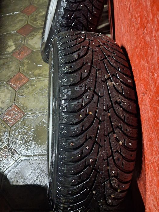 Продам комплект колес