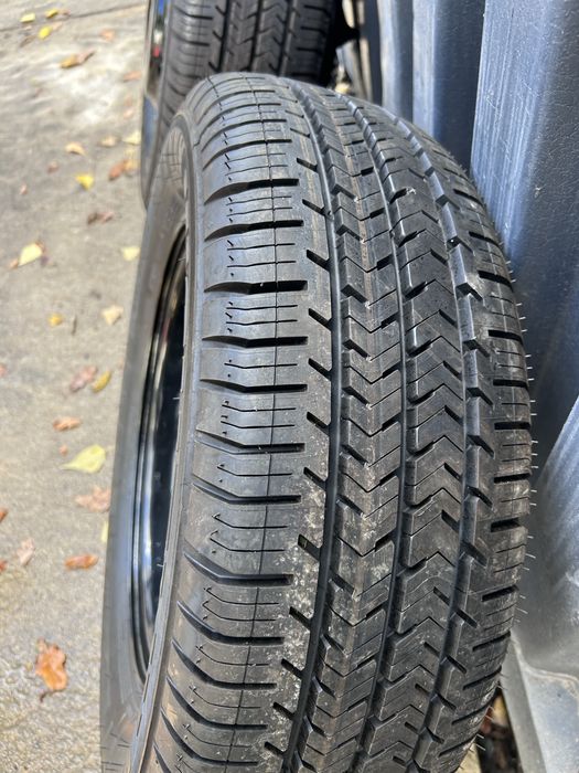 215/65/16 C 2бр. летни гуми с джанти Michelin Agilis  ЧИСТО НОВИ!!!