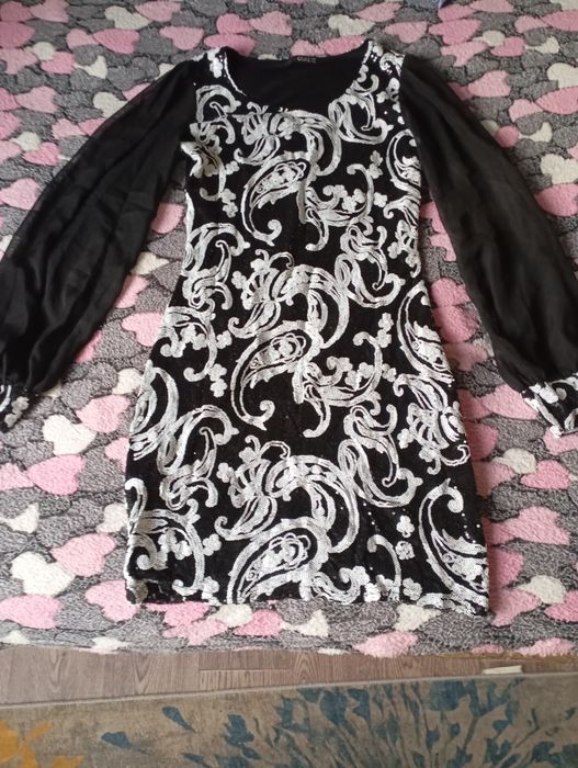 Продам платья в отличном состоянии