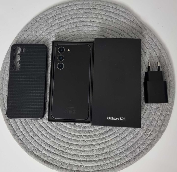 Samsung Galaxy S23 Black, 128 GB, liber de retea, la cutie