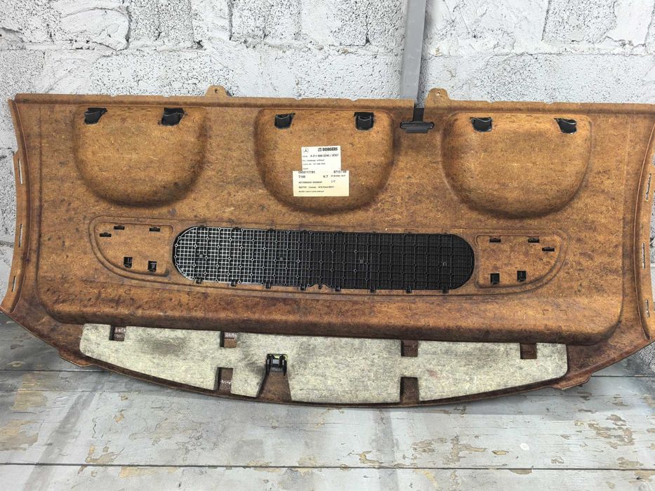 Полка задняя Мерседес 211