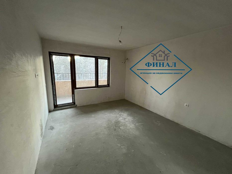 Продава се Тристаен апартамент в Шумен, Добруджански - 102 кв.м за 750 €/кв.м - Снимка #3