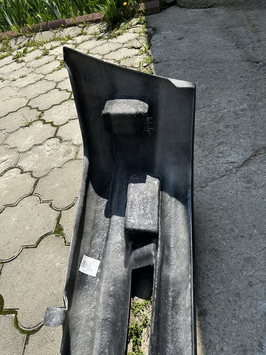 Продам бампера на w140