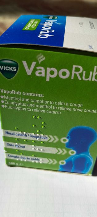 VICKS VapoRub - 100 g  / 50 g