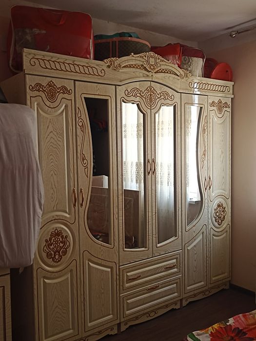 Mebelar sifati zoʻr