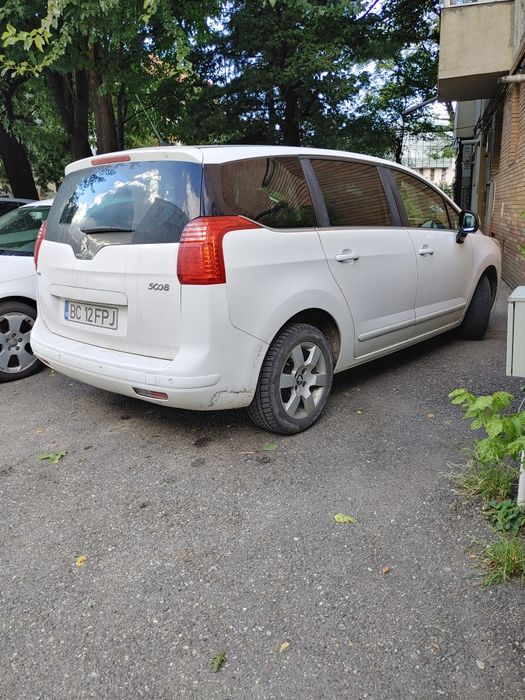 Peugeot 5008 1,6 diesel 2016, 7locuri
