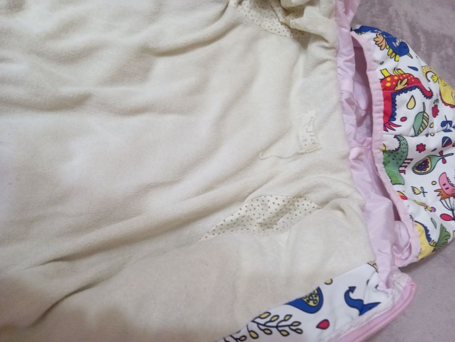 Теплая куртка на 3-4 года