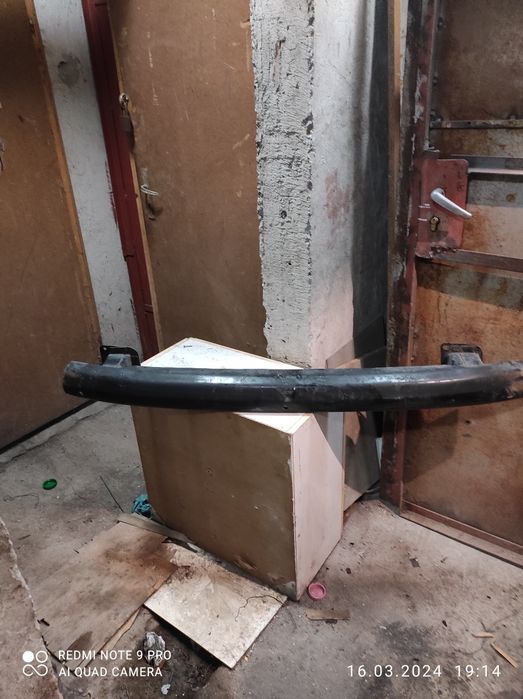 Продавам греда за шкода