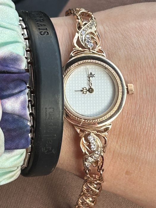 Часы москва золотые женские