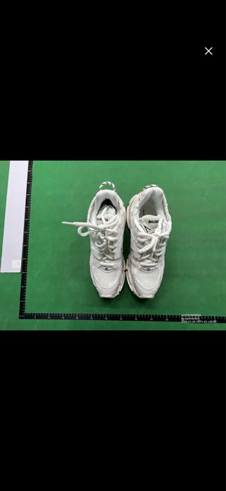 Balenciaga runners