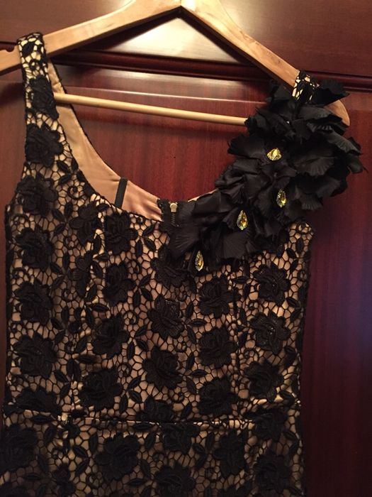 Элегантное платье