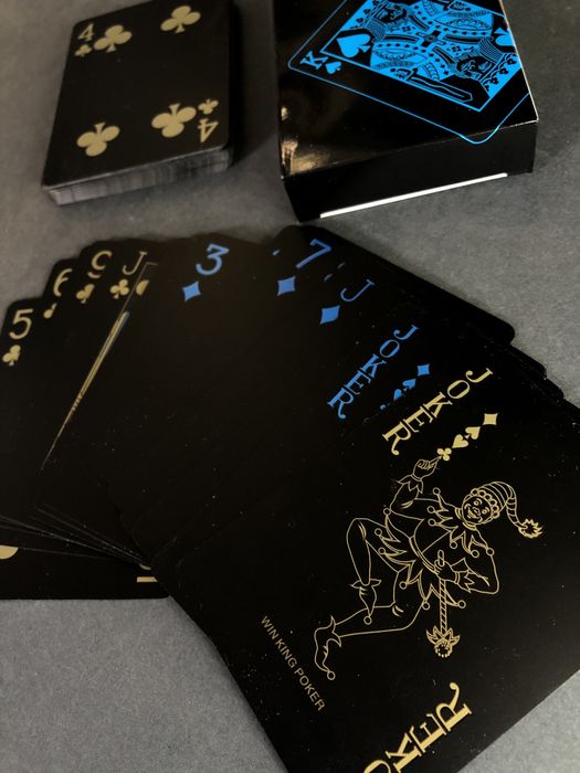 Карты игральные пластиковые