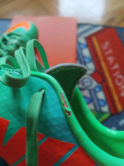 Детски футболни обувки/стоножки Nike Mercurial Victory IV TF