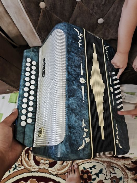 Garmoshka гармошка