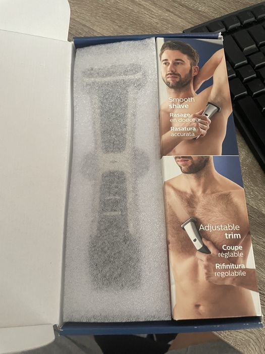 Masina de tuns Philips cu shaver