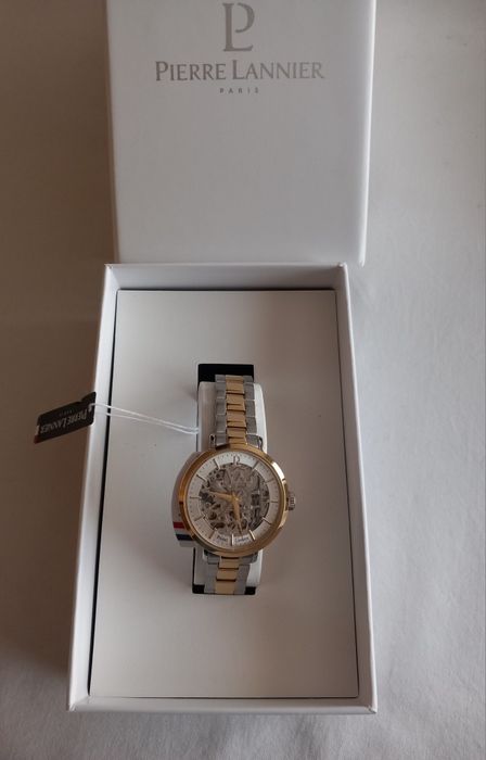 Ceas Pierre Lannier ,nou.