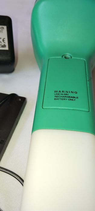 Продается фонарь Varta