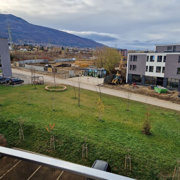 Продавам двустаен Малинова долина