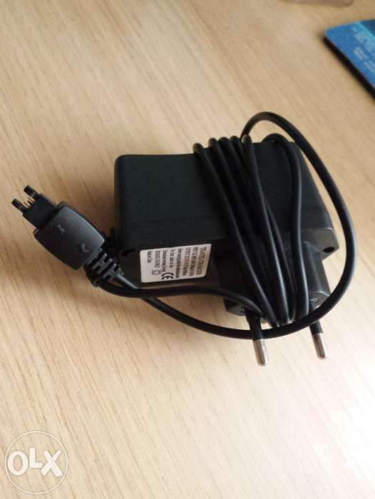 Incarcatoare si casti originale