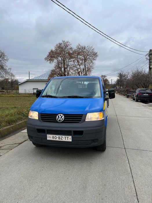 Vand Volkswagen Transporter T5 Doka cu 6 locuri și ladă