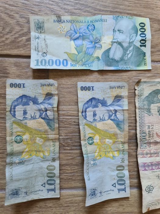 8 bancnote vechi de colecție