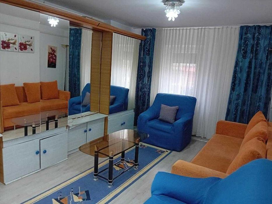 Inchiriez 2 camere, situate in zona pietei centrale