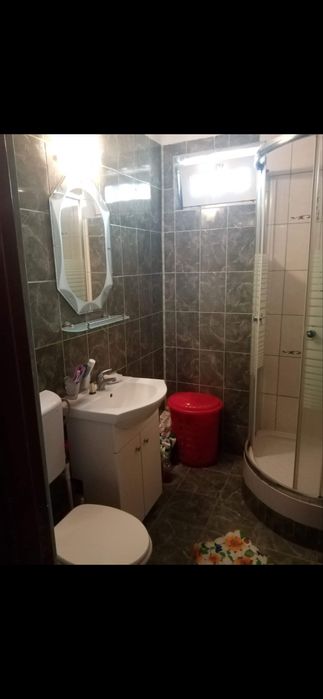 Inchiriez ap 2 camere 50 m