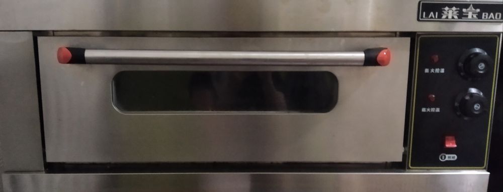 Продам отличный духовой шкаф