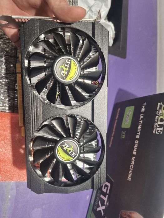 Игровая видеокарта Axle GTX 1660 Super

6ГБ