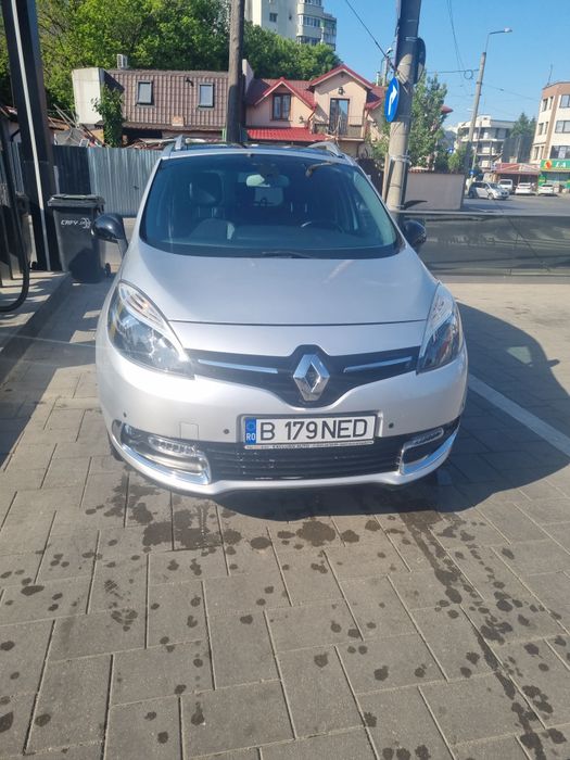 RENAULT Grand Scenic