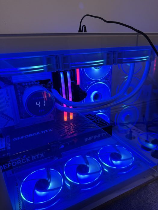 PC Gaming I9-12900K, RTX 5060Ti, 32GB RAM, SSD