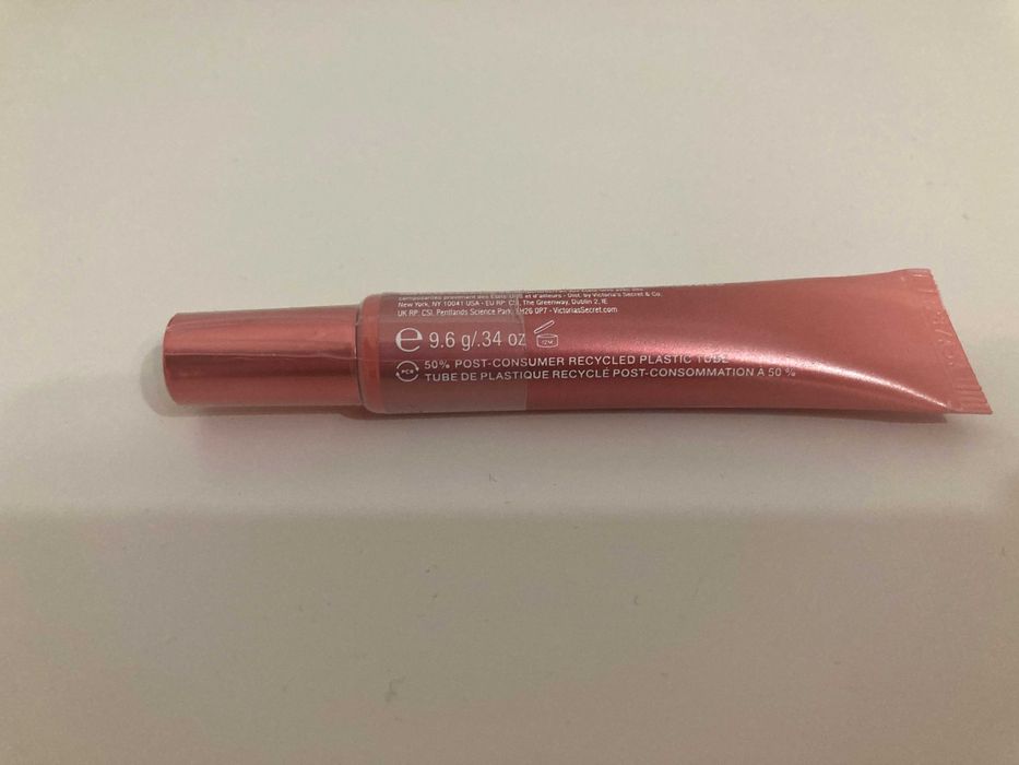 Маска и гланц на Victoria’s Secret, нови