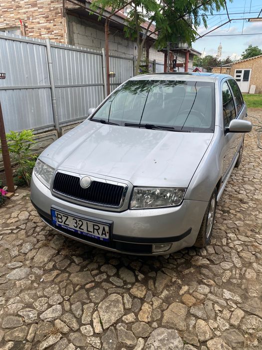 Vând skoda Fabia 1