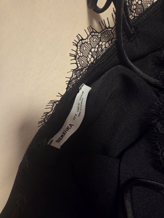 Рокля   Bershka.