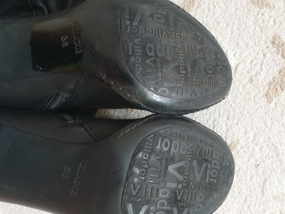 Женские сапоги-ботфорты